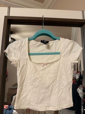 Cream Short Sleeve Ribbed Scoop Neck Top